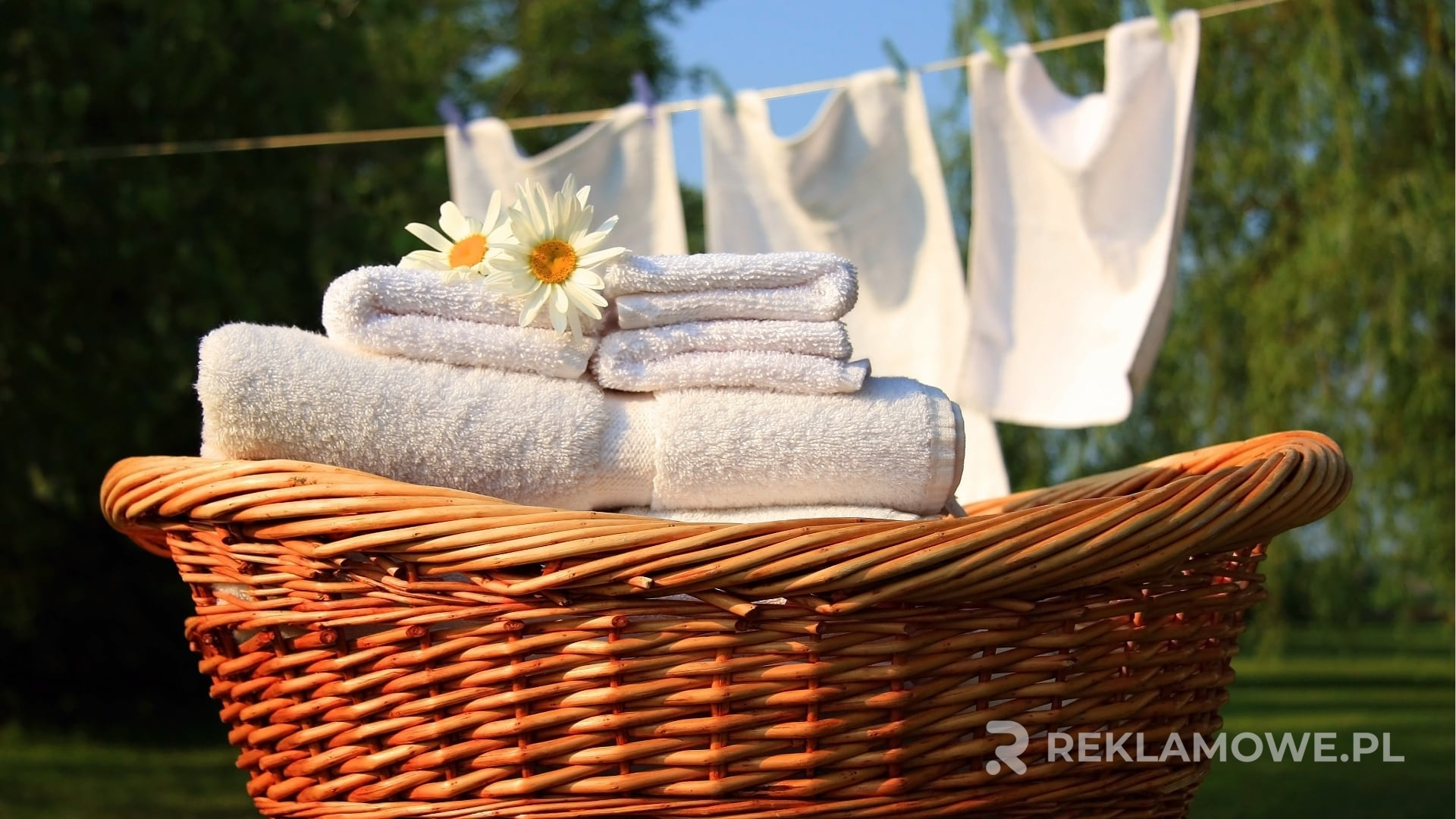 Ręcznie z reklamą analizowane pod kątem zwrotu z inwestycji